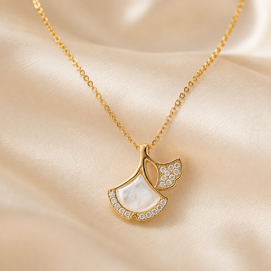 ✨ Pearl Ginkgo Elegance Necklace