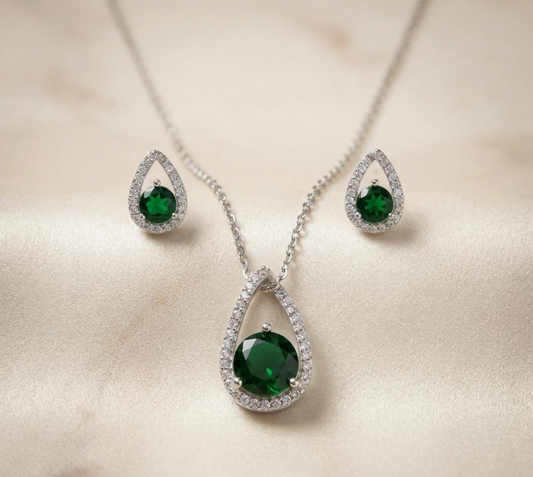 Emerald Teardrop Elegance Necklace Set